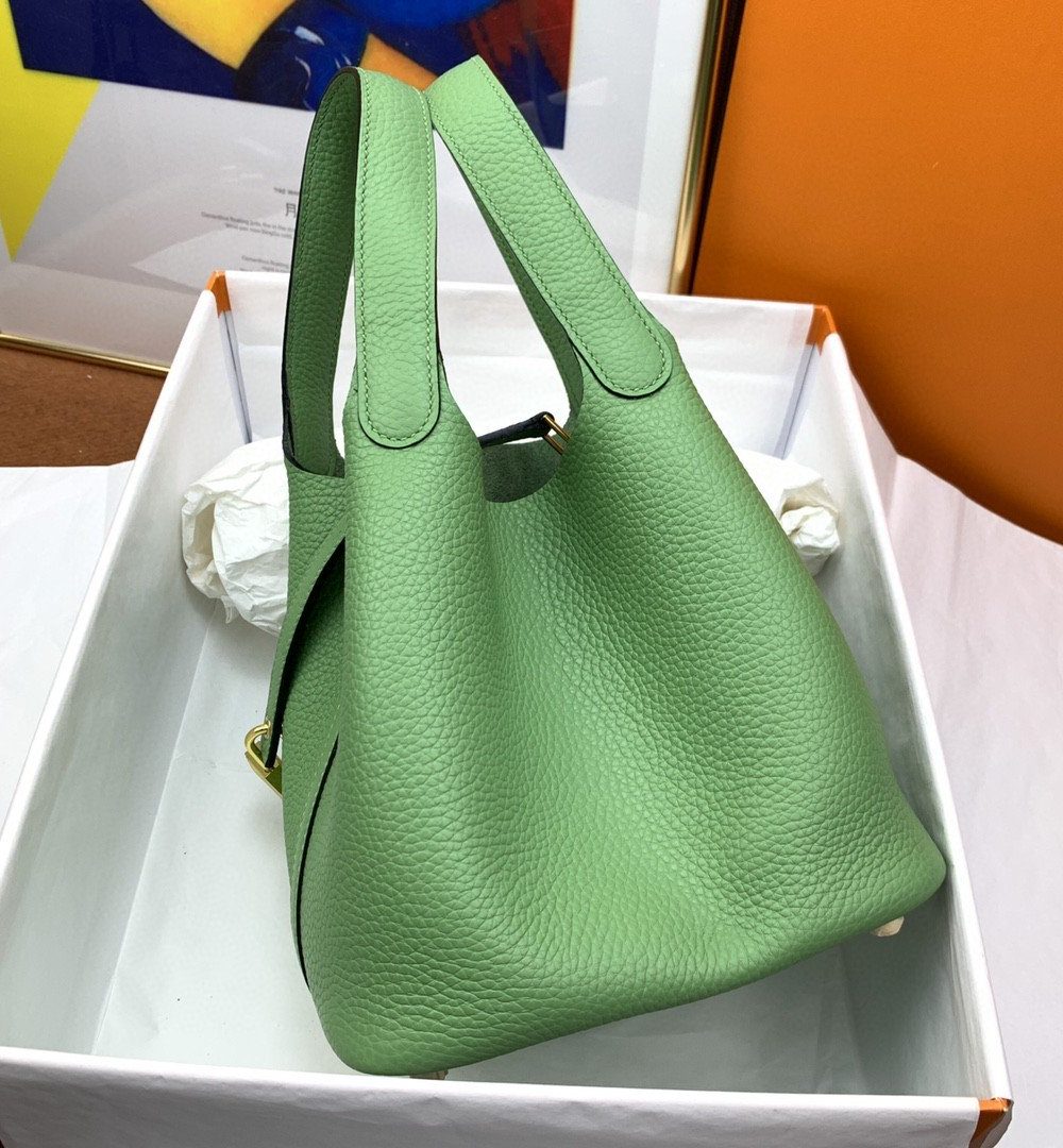 1:1 Replica Hermes Picotin Lock 18 Bag Light Green With Gold-Toned Hardware For Women, Women's Handbags 7.1in/18cm