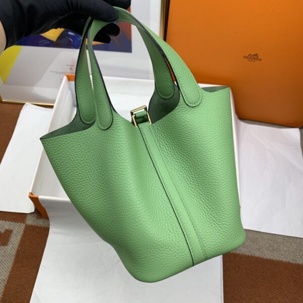 1:1 Replica Hermes Picotin Lock 18 Bag Light Green With Gold-Toned Hardware For Women, Women's Handbags 7.1in/18cm