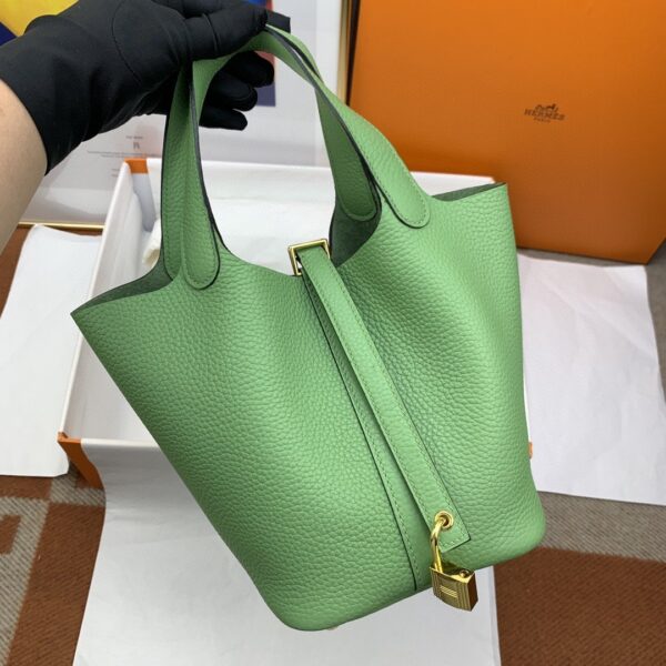 1:1 Replica Hermes Picotin Lock 18 Bag Light Green With Gold-Toned Hardware For Women, Women's Handbags 7.1in/18cm