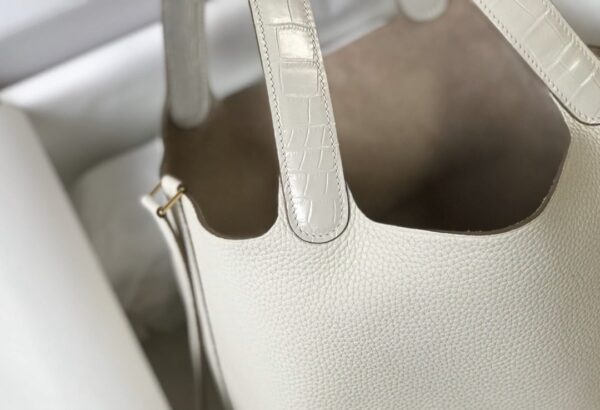 1:1 Replica Hermes Picotin Lock 18 White Bag With Gold-Toned Hardware For Women, Women's Handbags 7.1in/18cm