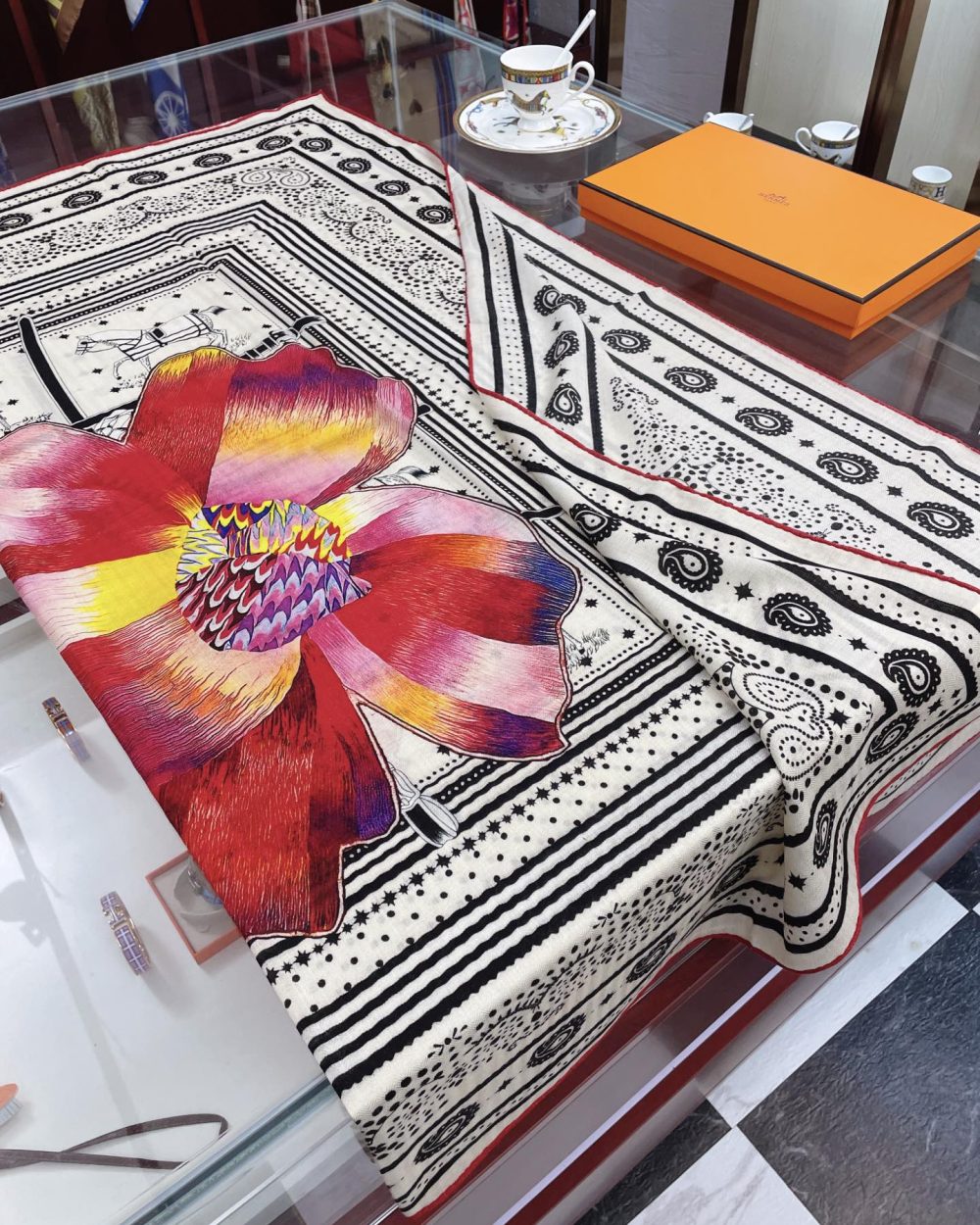Hermes Silk Square Multiciolor Flower in White Scarf 140cm/55in 