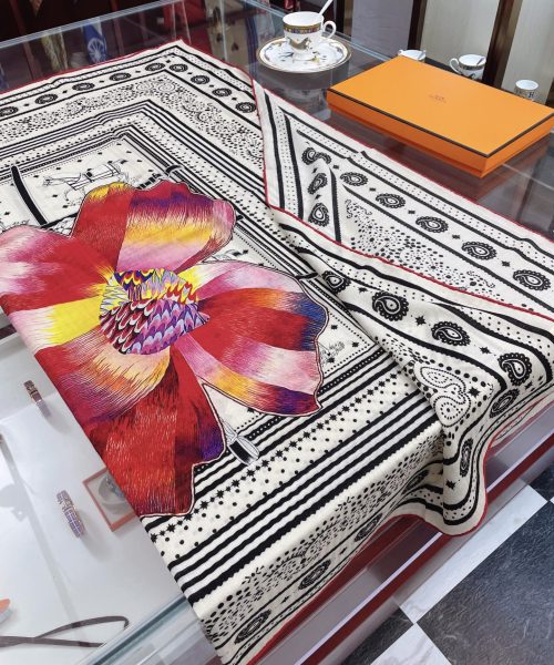 Hermes Silk Square Multiciolor Flower in White Scarf 140cm/55in 
