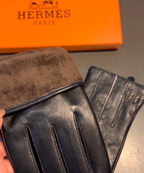 Hermes Soya Gloves In Black