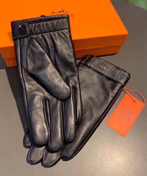 Hermes Soya Gloves In Black