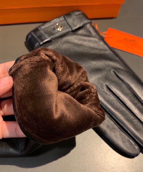 Hermes Soya Gloves In Black
