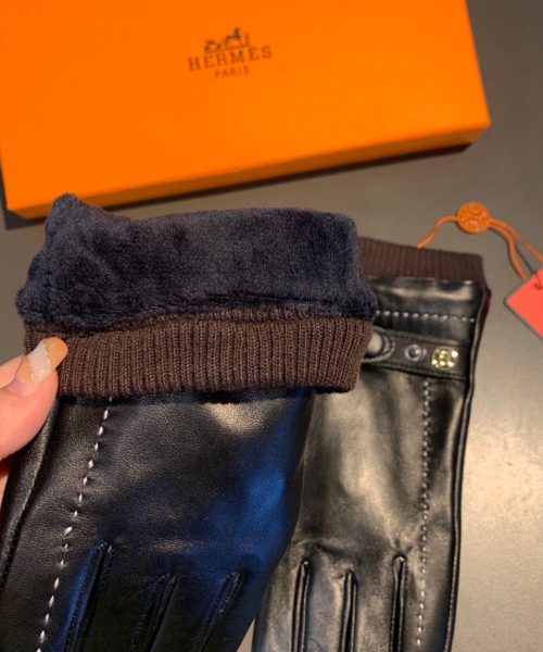 Hermes Soya Gloves In Black