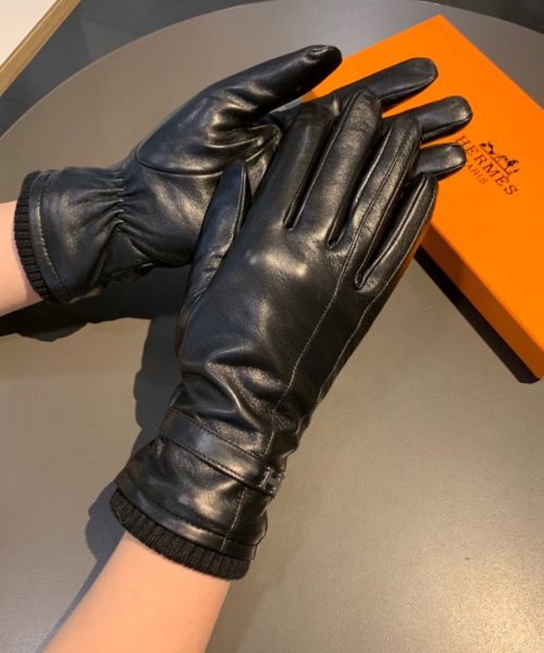 Hermes Soya Gloves In Black