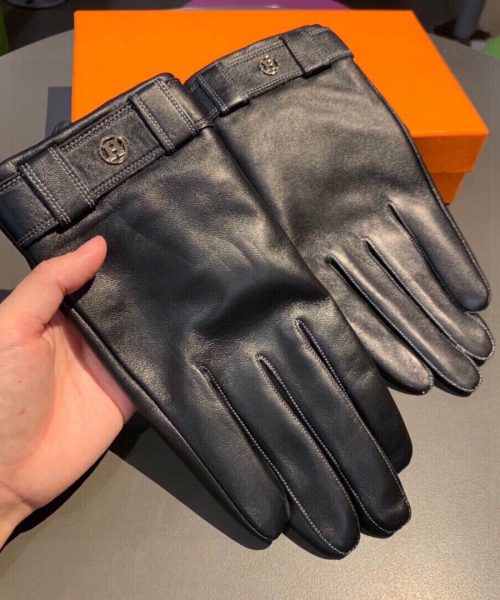 Hermes Soya Gloves In Black