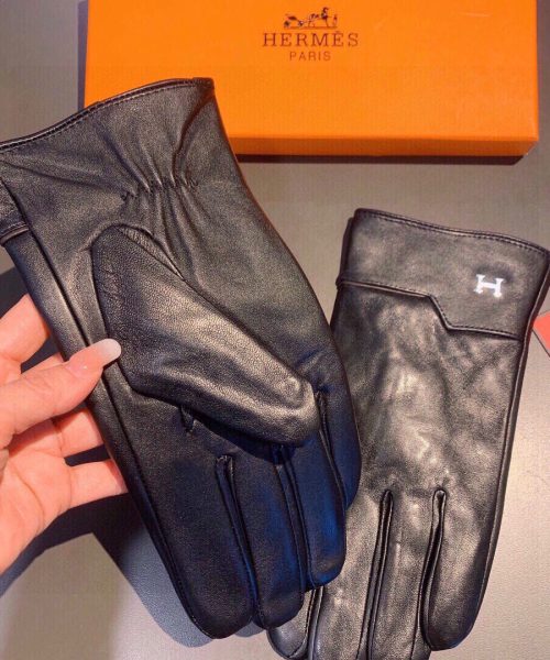 Hermes Soya Gloves In Black