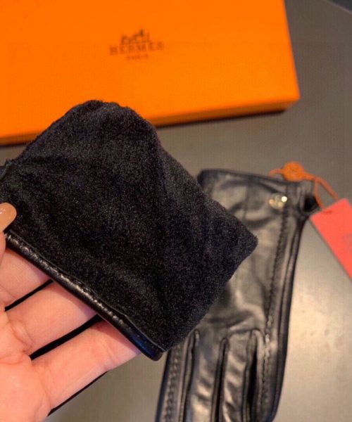 Hermes Soya Gloves In Black