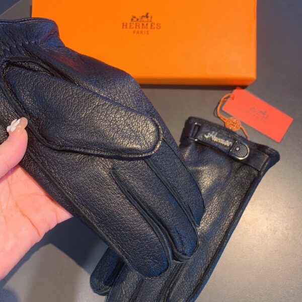 Hermes Soya Gloves In Black