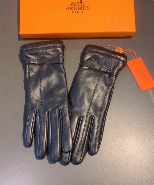 Hermes Soya Gloves In Black