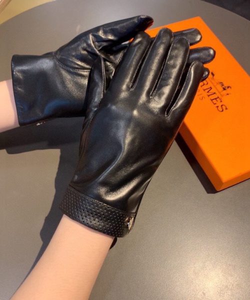 Hermes Soya Gloves In Black