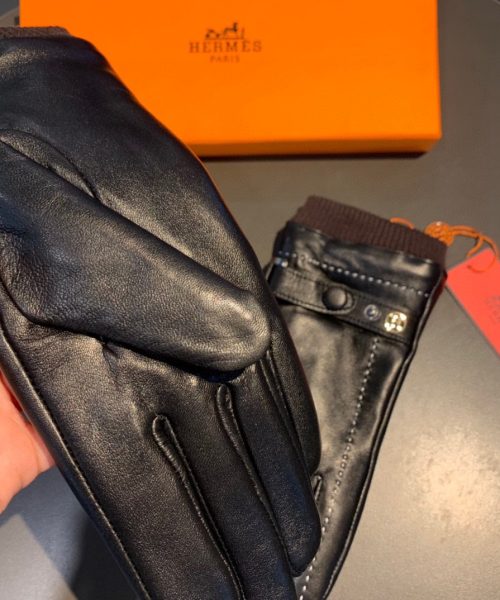 Hermes Soya Gloves In Black
