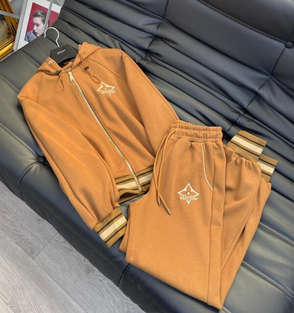 Horizontal Stripes Elastic Hem Jacket And Jogging Pants Brown For Women