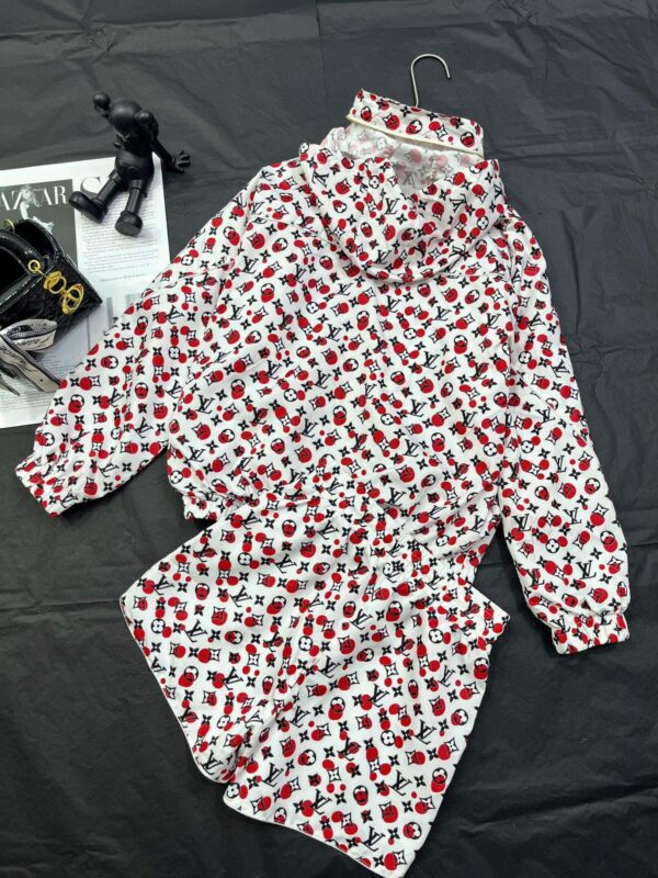 Infinity Dots Jacket And Shorts White And Red For Women