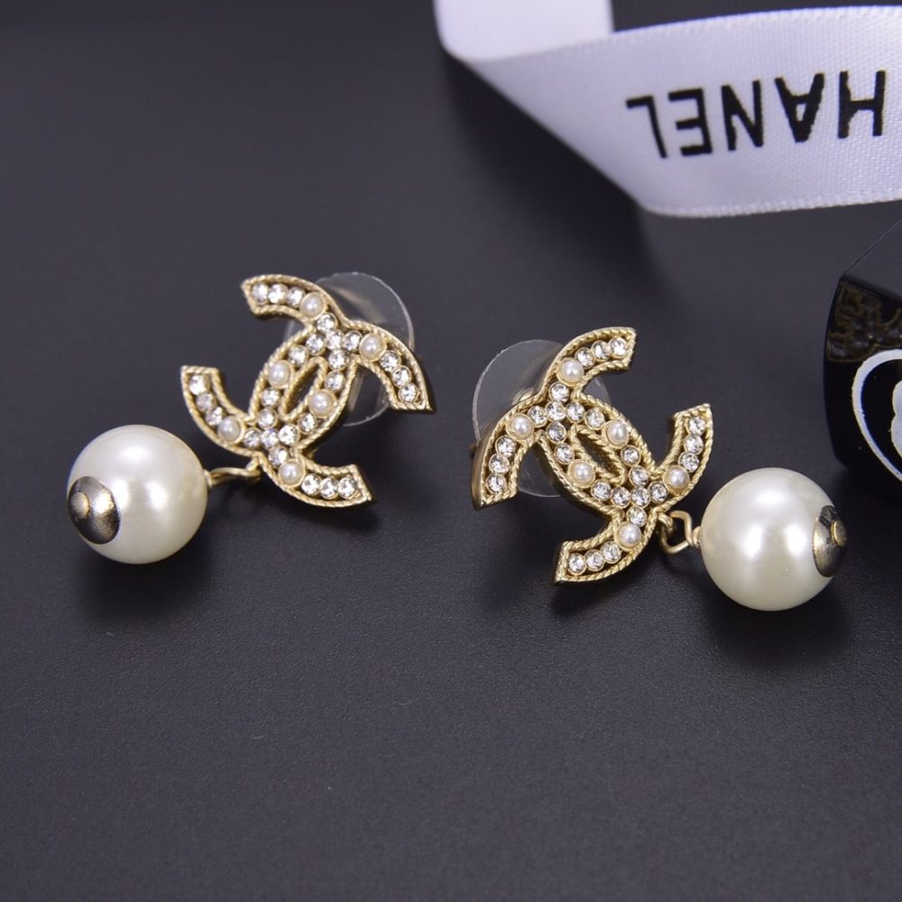 Jewelry - Image 2