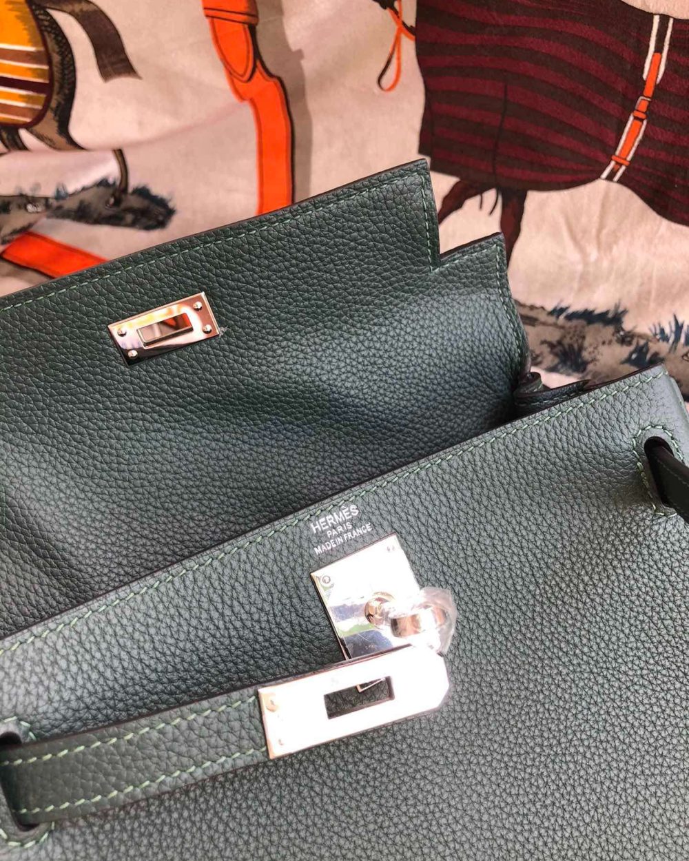 1:1 Replica Kelly Danse II Bag Swift Yellow/Black/Brown/Pink/Red For Women 22cm / 8.7in