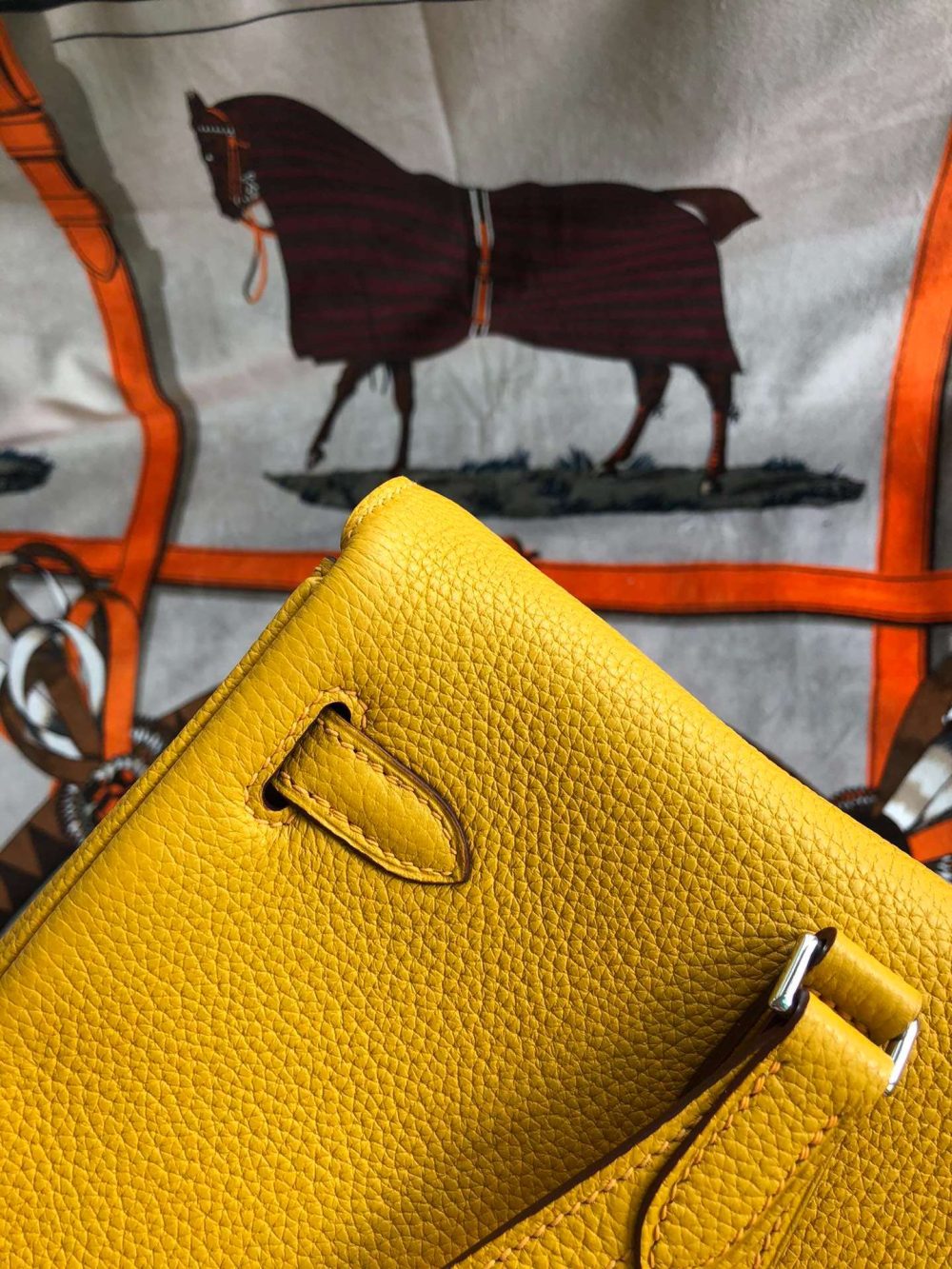 1:1 Replica Kelly Danse II Bag Swift Yellow/Black/Brown/Pink/Red For Women 22cm / 8.7in - Image 6