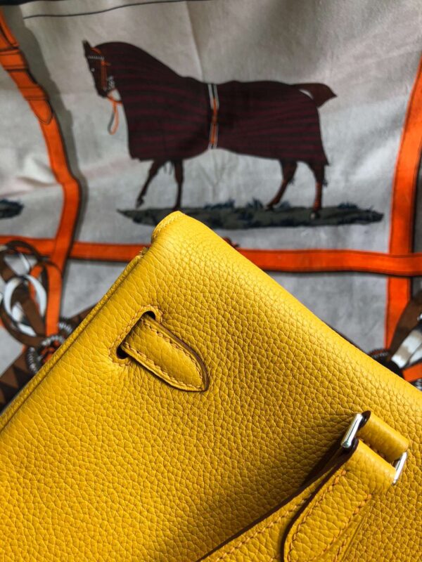 1:1 Replica Kelly Danse II Bag Swift Yellow/Black/Brown/Pink/Red For Women 22cm / 8.7in