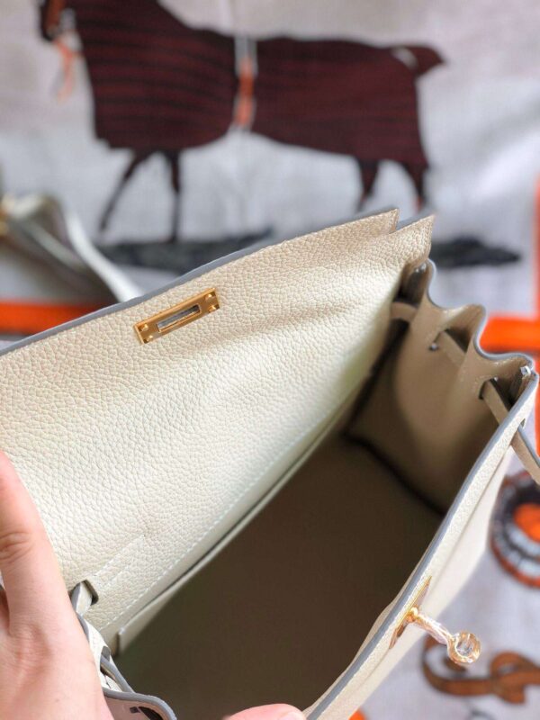 1:1 Replica Kelly Danse II Bag Swift Yellow/Black/Brown/White/Orange For Women 22cm / 8.7in
