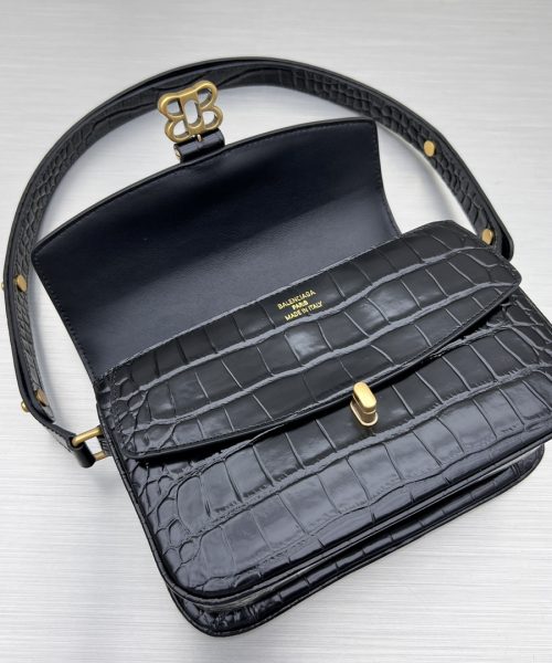 Lady Flap Small Shoulder Bag In Black/ White For Women 8.5in/22cm