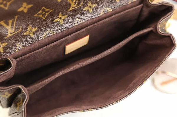 LC01 - Louis Vuitton Women's Fashion Bag