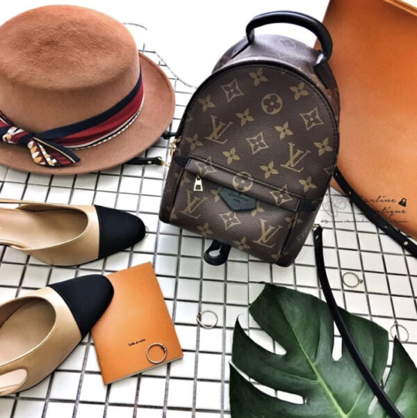 LC06 - Louis Vuitton Women's Fashion Bag