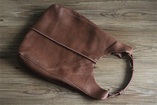 LC06 - WOMEN'S FASHION BAG.