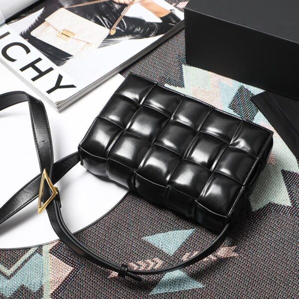 LC07 - Women's Fashion Bag.