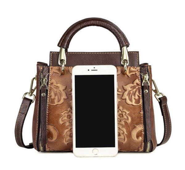 LC11 - WOMEN'S FASHION BAG.