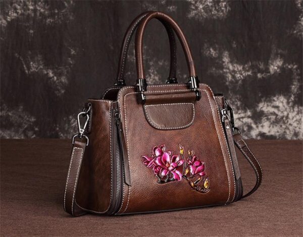 LC12 - WOMEN'S FASHION BAG.