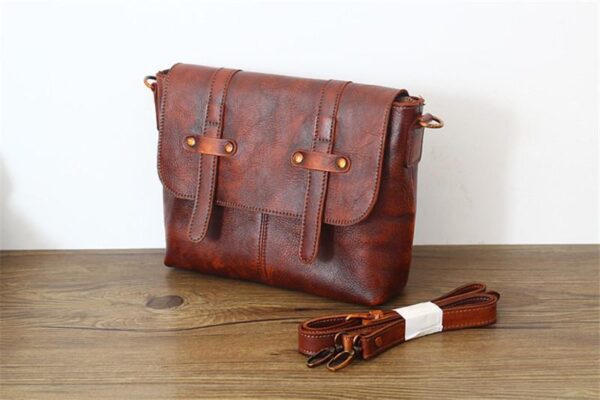 LC14 - WOMEN'S FASHION BAG.