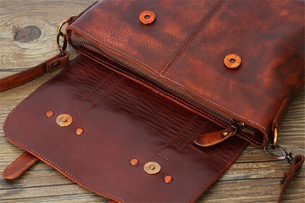 LC14 - WOMEN'S FASHION BAG.