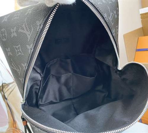 LC140 - Louis Vuitton Women’s Fashion Bag 