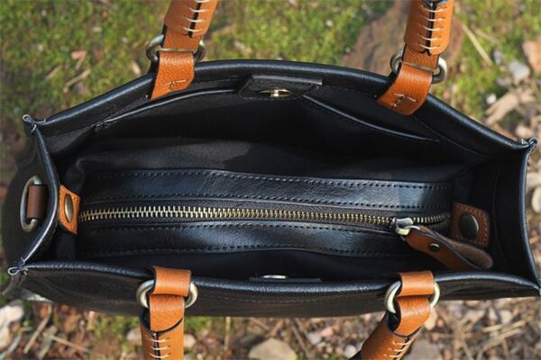 LC18 - WOMEN'S FASHION BAG.