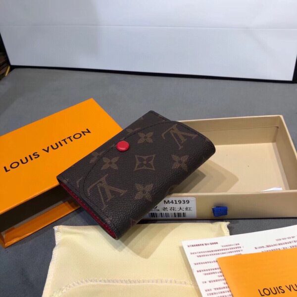 LC244 - Louis Vuitton Women's Fashion Bag
