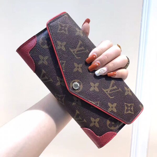 LC245 - Louis Vuitton Women's Fashion Bag