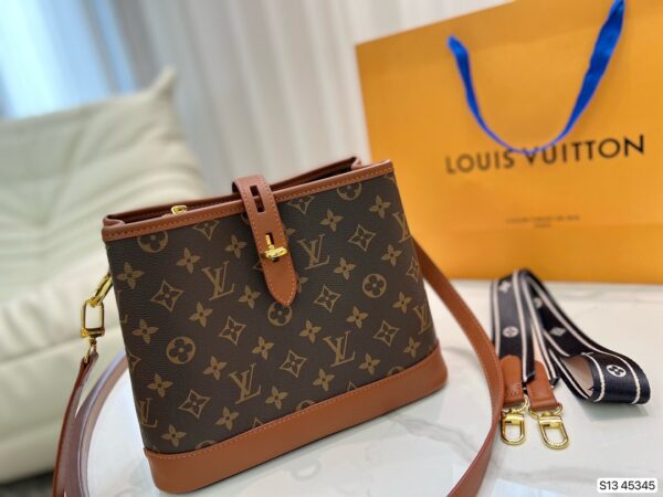 LC247 - Louis Vuitton Dark Women's Fashion Bag