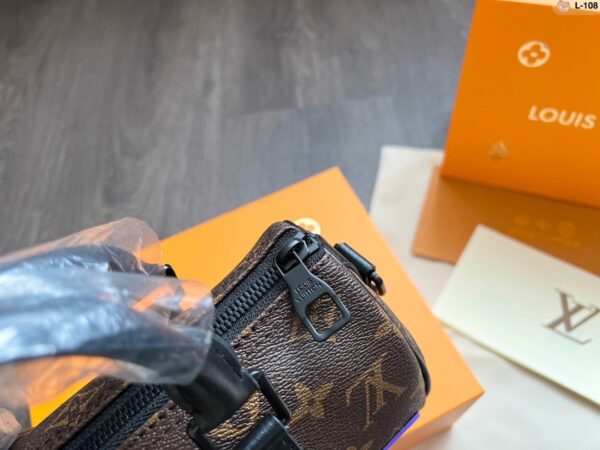LC259 - Louis Vuitton Women's Fashion Bag
