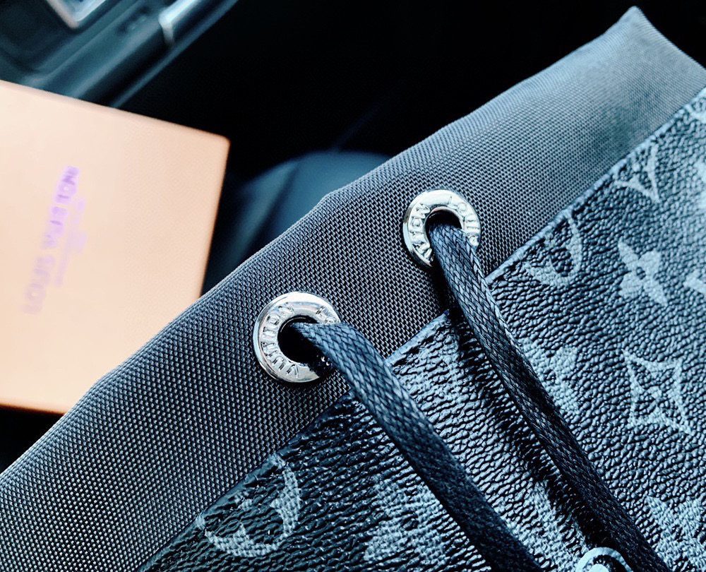 LC267 - Louis Vuitton Fashion Bag