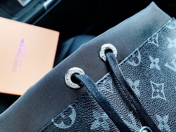 LC267 - Louis Vuitton Fashion Bag
