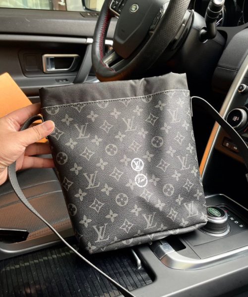 LC267 - Louis Vuitton Fashion Bag