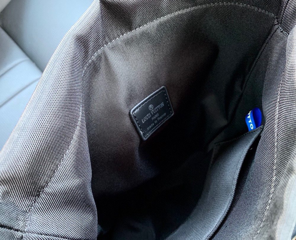 LC267 - Louis Vuitton Fashion Bag