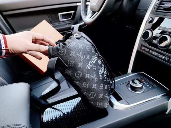LC267 - Louis Vuitton Fashion Bag