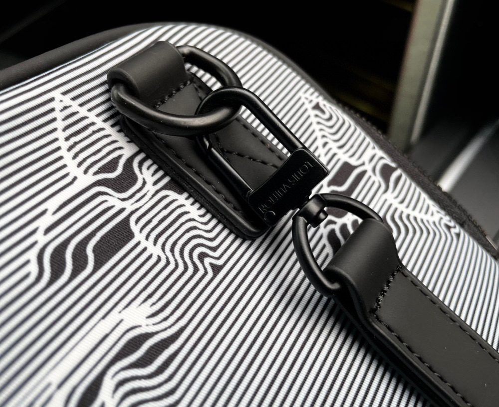 LC268 - Louis Vuitton Fashion Bag