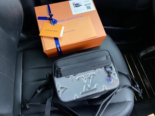 LC268 - Louis Vuitton Fashion Bag