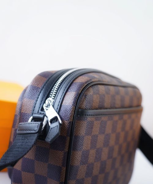 LC269 - Louis Vuitton Brown Fashion Bag