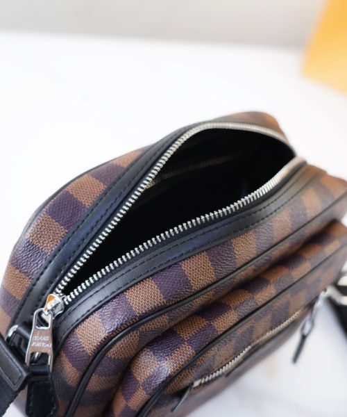 LC269 - Louis Vuitton Brown Fashion Bag