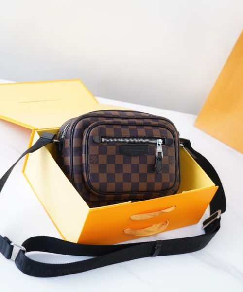 LC269 - Louis Vuitton Brown Fashion Bag